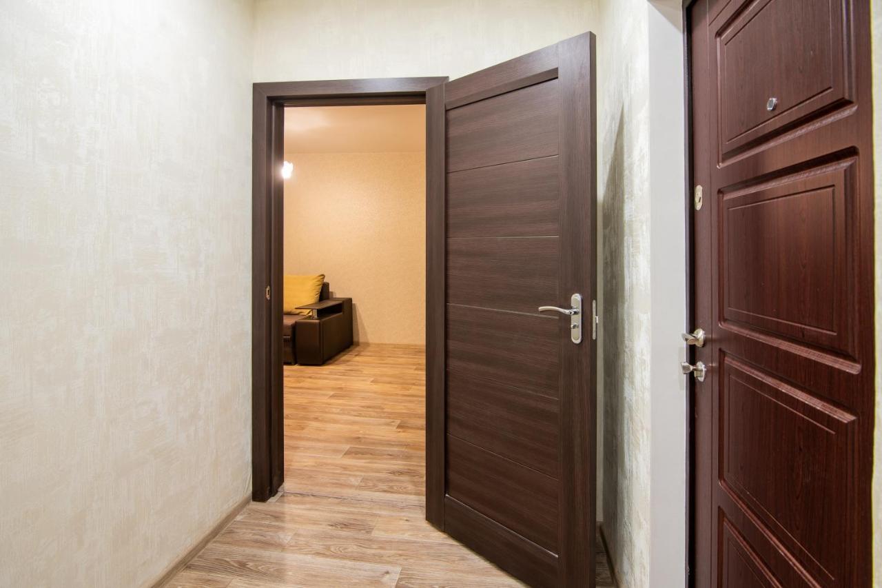 Apartment Street Trostyanetskaya Київ Екстер'єр фото