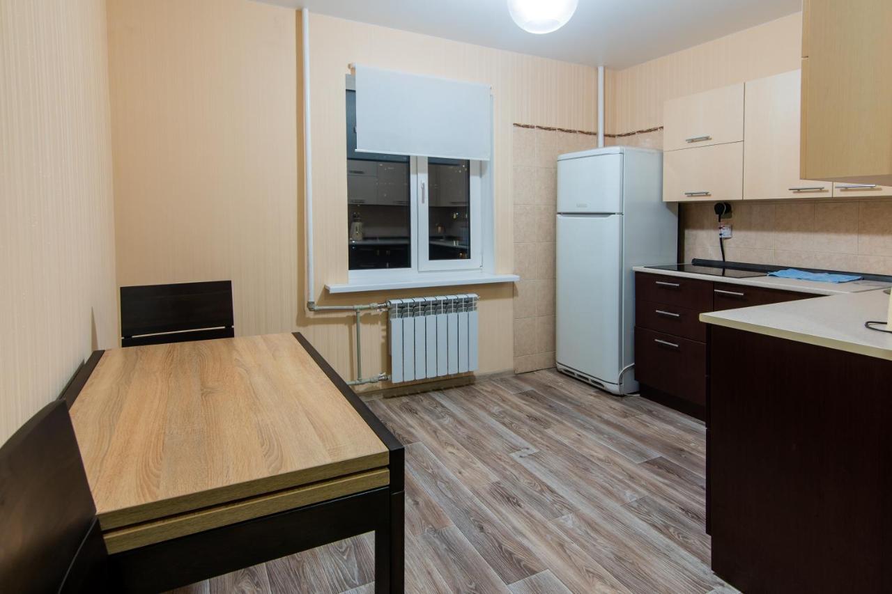 Apartment Street Trostyanetskaya Київ Екстер'єр фото